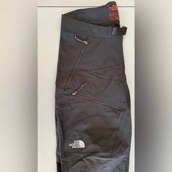 The North Face Summit Series Men’s Ski Pants. Black. Size M - Picture 4 of 11